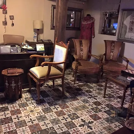 Hotel Murat Bey Konagi 2*